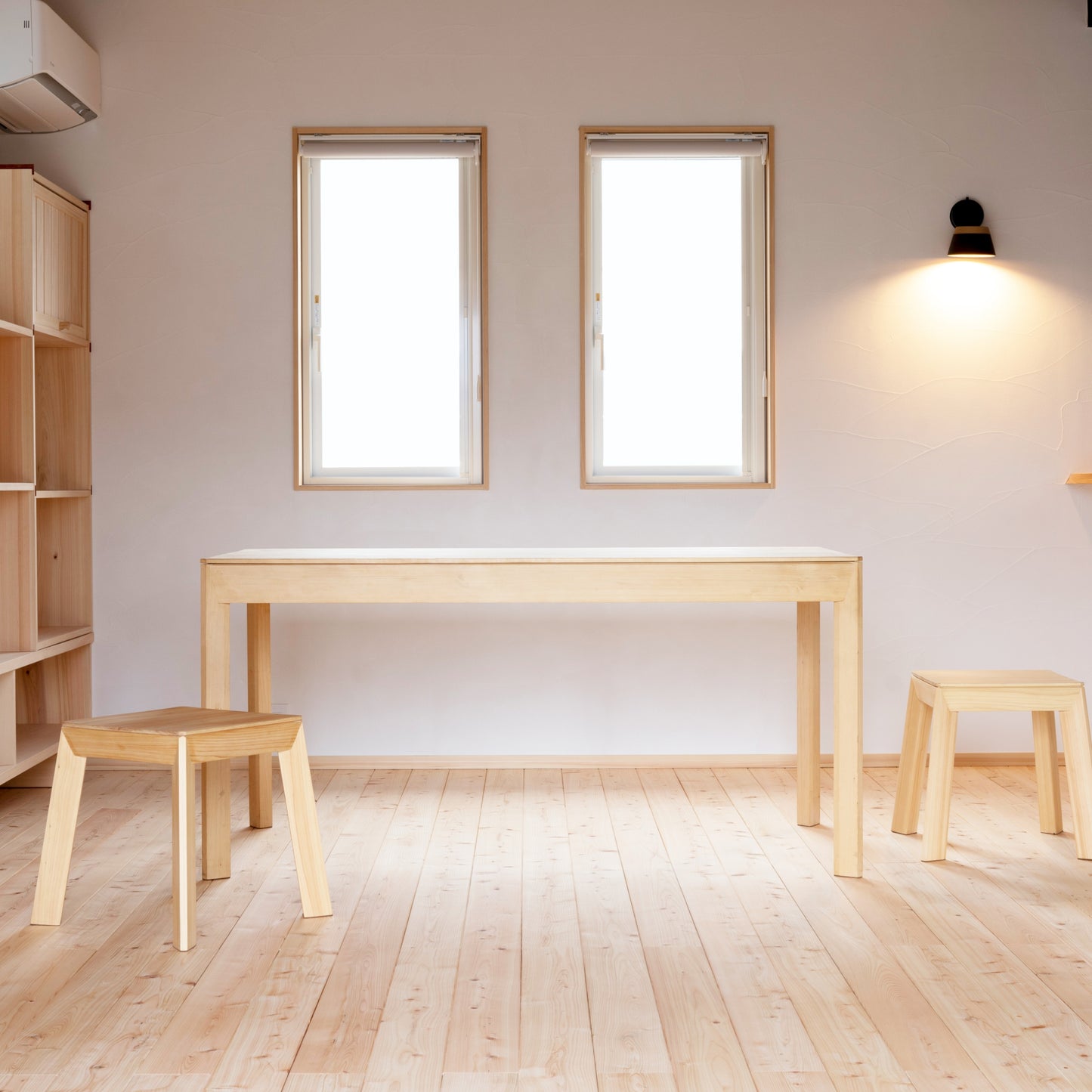 DINING TABLE(ダイニングテーブル)